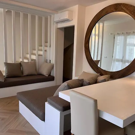 Cozy House With Garden & Pool 팔라우